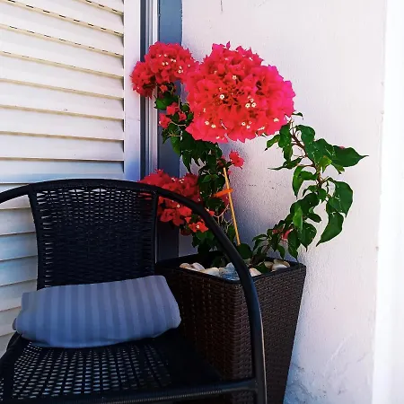 Golden Sky 1 Peraía