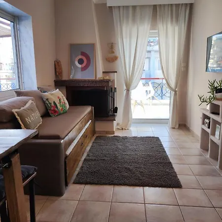 Golden Sky 1 Apartment