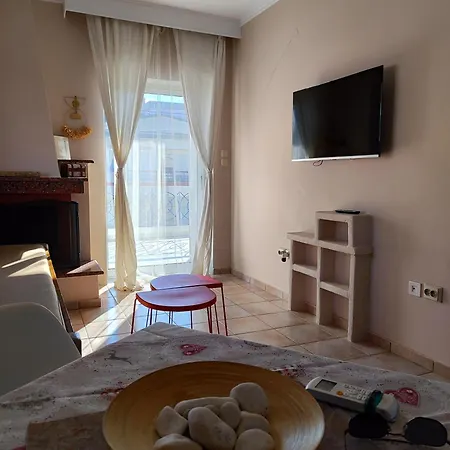 Golden Sky 1 Apartment