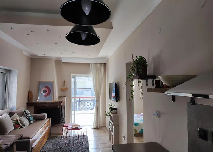 Golden Sky 1 Peraía